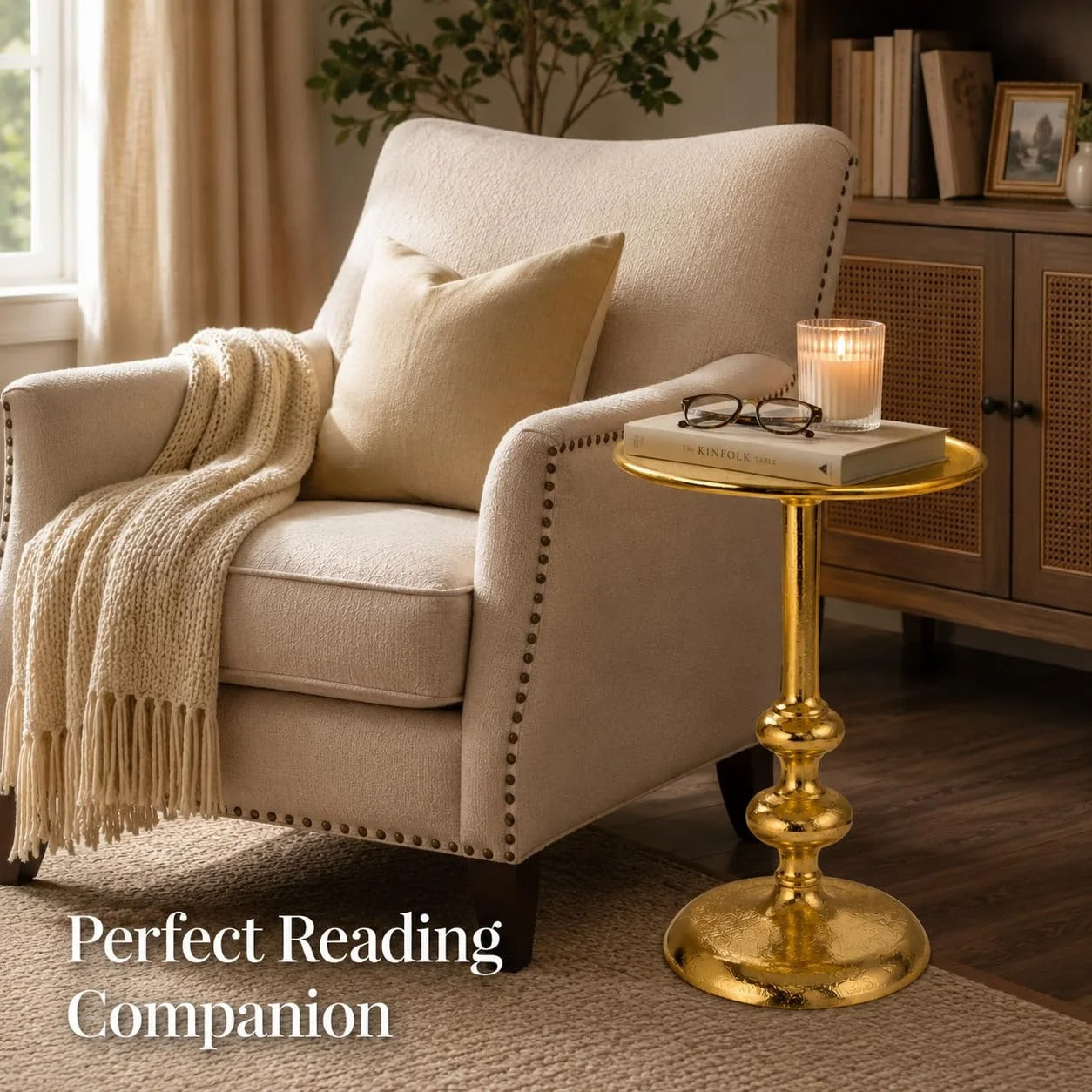 ALPHA Livng HOME Gold Accent Side Table, 15 x 21 Inch Round Metal End Table, Pedestal Cocktail and Drink Table for Living Room, Bedroom & Small Spaces, Vintage Brass Style Décor