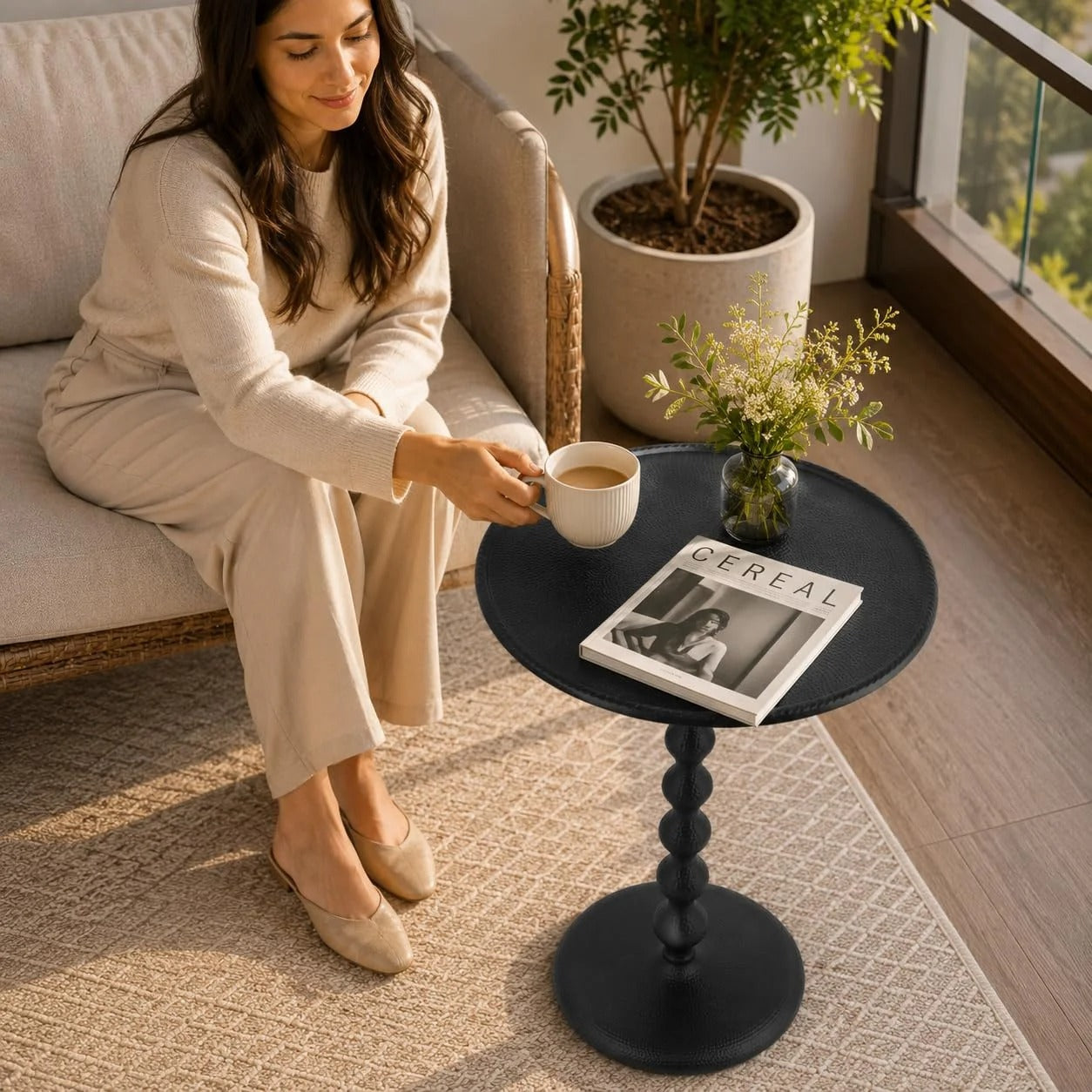 ALPHA Living Home Solid Wood End Table, Whitewash Carved Rim Small Round Side Table, 18 x 22 Inch Wooden Accent Nightstand for Living Room, Bedroom, Sofa Side & Bedside
